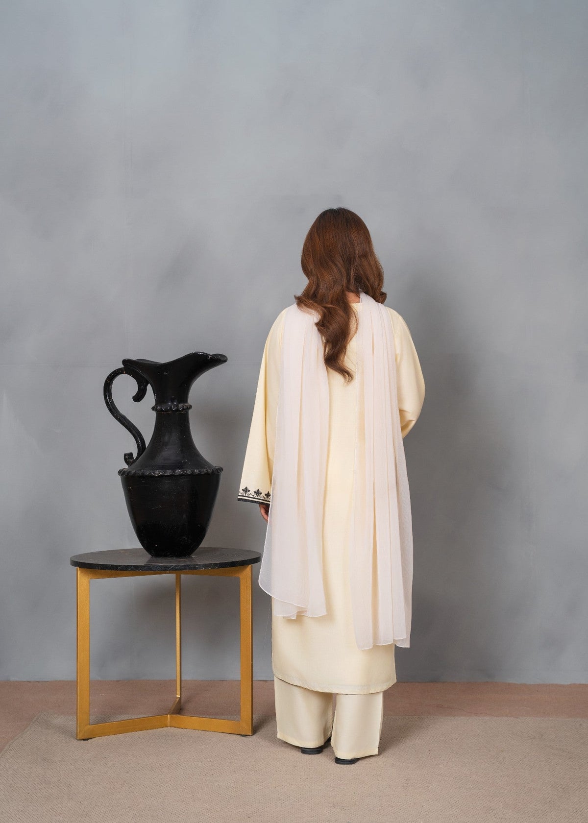 Cream Kurta Set for Women - ZAHOOR 3PCS Dupatta Detail