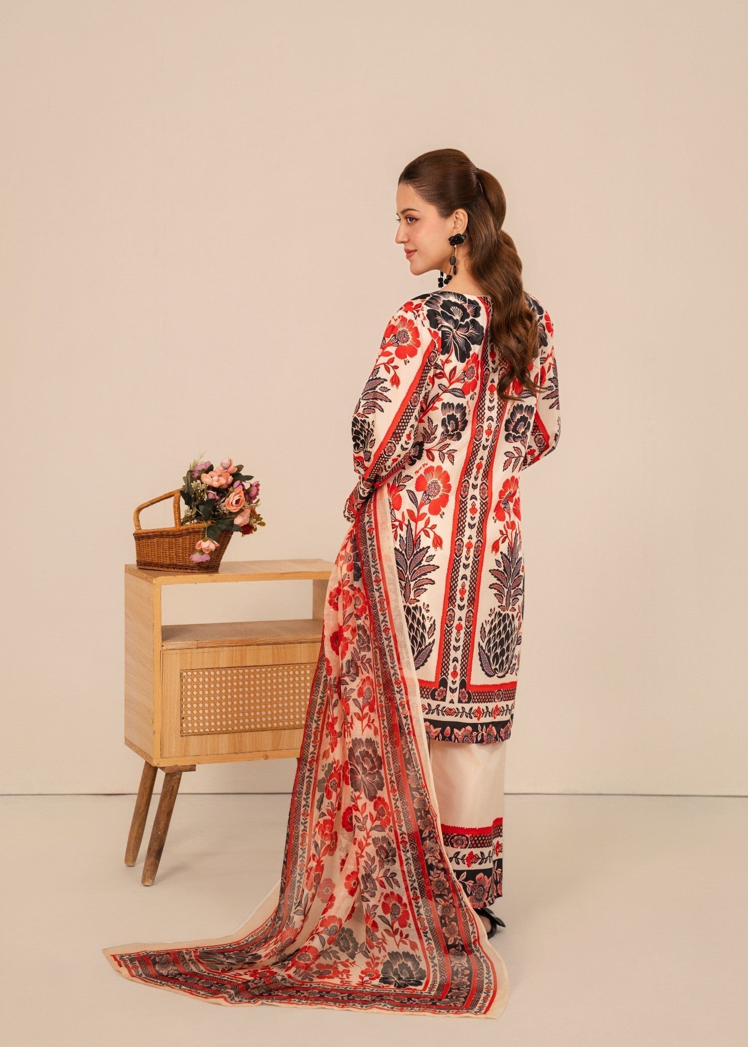 Cream Kurta Set for Women - FLORAL 3PCS Fabric Detail